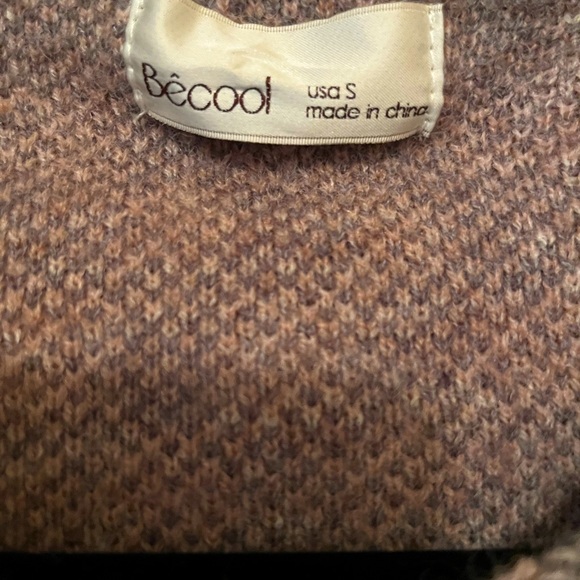 Pink & Gray houndstooth sweater/jacket. NWOT - Picture 3 of 3